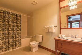 Tremblant-Les-Eaux - Rvmt Hotell Mont-Tremblant Exteriör bild